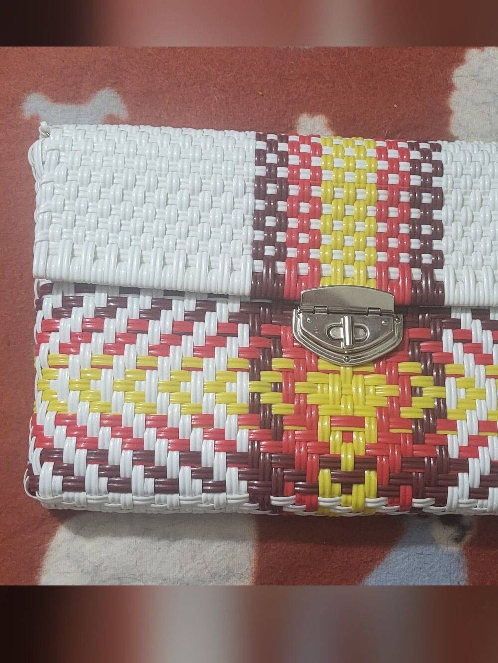 NWOT Colorful Mexican Handwoven Plastic Foldover Clutch with Shoulder Strap.